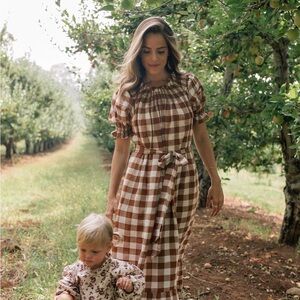 Doen Brown Checkered Midi Dress